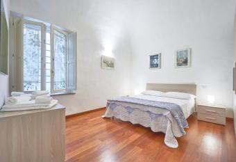 Il Silenzioso allows 18 year olds to book a room