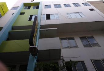 Al Salama Guest House-only for Indians allows 18 year olds to book a room