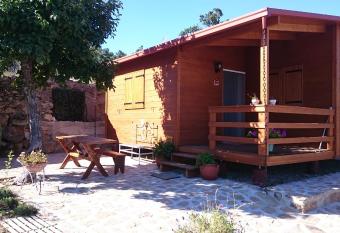 Casa DiMaria has Balcony rooms