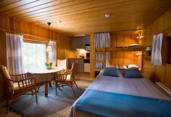 Casa Arctica Apartments allows 18 year olds to book a room