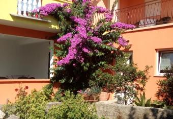 Apartments Mirjana has Balcony rooms