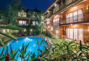 Karang Lila Bhuana Ubud has Balcony rooms