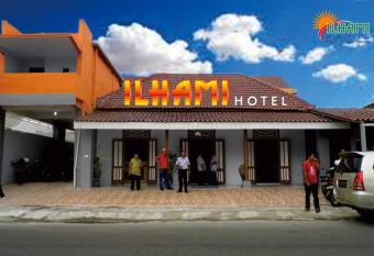 Hotel Ilhami Blitar has Balcony rooms