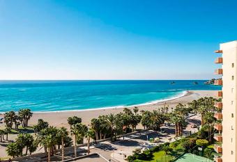 APARTAMENTO EN LA PLAYA CON VISTAS DE ENSUE  O allows 18 year olds to book a room