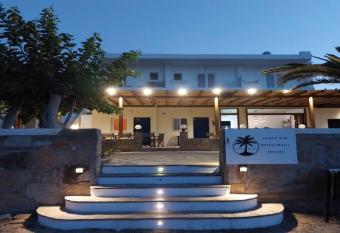 Psathi Beach has Balcony rooms