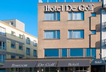 Hotel De Golf allows 18 year olds to book a room