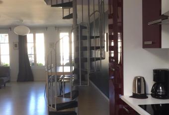 R  sidence Brainoise 3 appar 4 pers allows 18 year olds to book a room