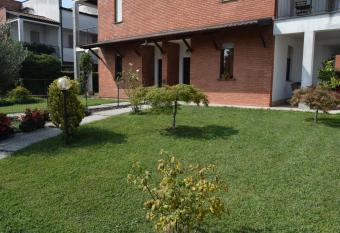 B&B Villa Lodigiana has Balcony rooms