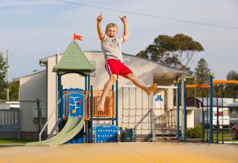 Discovery Parks - Gerroa has Balcony rooms
