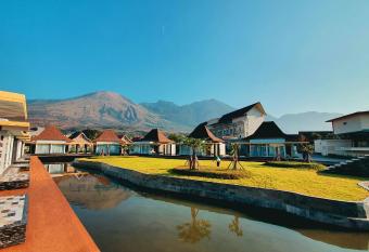 Cahaya Villa Garut has Balcony rooms