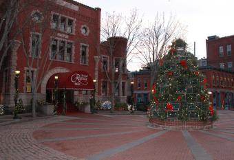 Portland Regency Hotel & Spa allows 18 year olds to book a room
