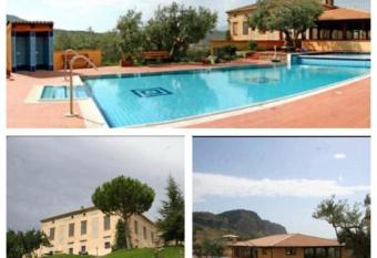 Villa Maria has Balcony rooms