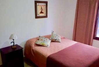 departamento microcentro allows 18 year olds to book a room