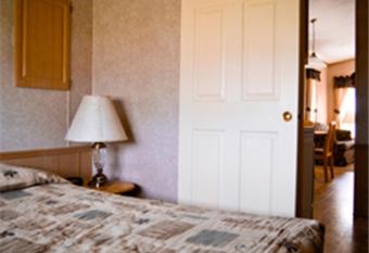 Red Shoes RV Park and Chalets has Balcony rooms