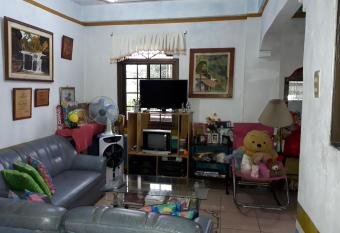 Arlleane Sidney s Relaxation Home has Balcony rooms