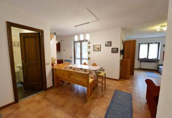 Appartamento La Valeille has Balcony rooms