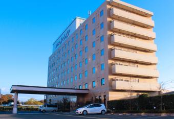 Hotel Route-Inn Toyokawa Inter has Smoking rooms