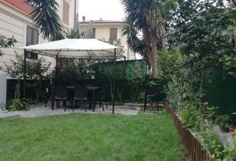 ROEL Garden View allows 18 year olds to book a room