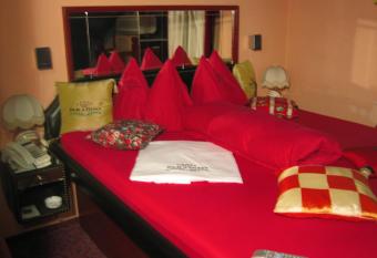 Apartment Paradiso allows 18 year olds to book a room