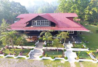 Hotel en Finca Chijul, reserva natural privada allows 18 year olds to book a room