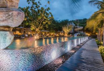 Unixx Pattaya by Alvin has Balcony rooms