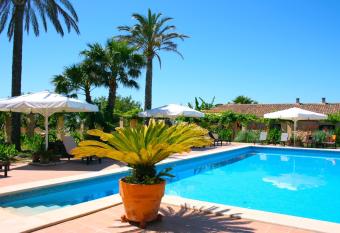 Finca Son Sampoli has Balcony rooms