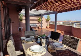   TICO TERRAZA 65m. Playa, piscina, A/C, Wifi has Balcony rooms