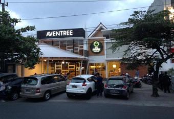 Aventree Homestay has Balcony rooms