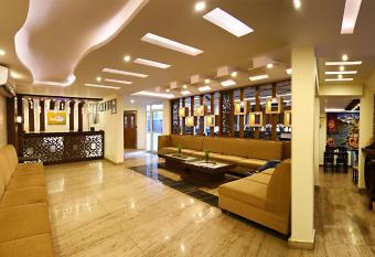 Hotel Jampa allows 18 year olds to book a room