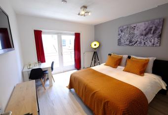 Citycenter Residence has Balcony rooms