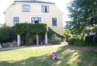 Danchelshus has Balcony rooms