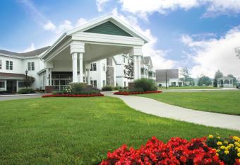 Essenhaus Inn & Conf. Center has Balcony rooms