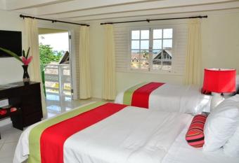 Mystic Mountain Villa allows 18 year olds to book a room