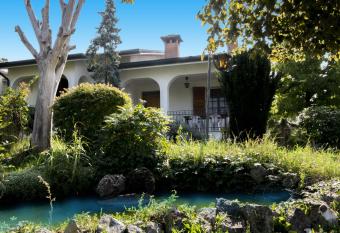 Villa Berra - Via Postale 63/A has Balcony rooms