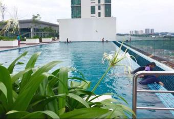 Sky Studio @ Evo SOHO Bandar Baru Bangi has Balcony rooms