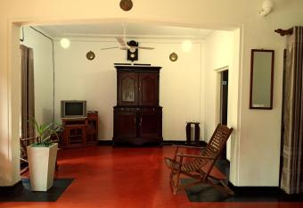 School Headmaster s Bungalow has Smoking rooms