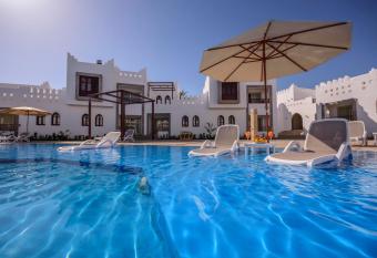 Mazar Resort & Spa has Balcony rooms