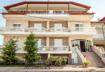 Porto Daliani has Balcony rooms