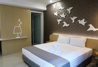 Nomaden Urban Stay allows 18 year olds to book a room