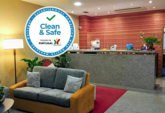 Hotel dos Loios has Balcony rooms