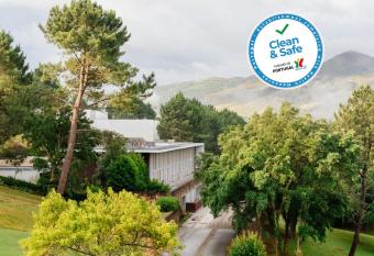 Axis Ponte de Lima Golf Resort Hotel allows 18 year olds to book a room