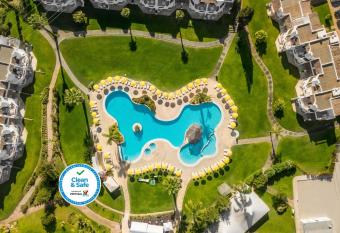 Clube Albufeira Garden Village allows 18 year olds to book a room