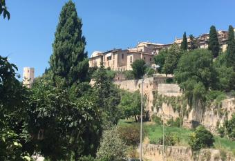 La Buona Ventura has Balcony rooms