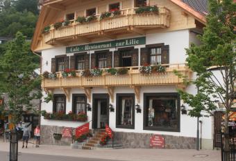 G  stehaus Zur Lilie allows 18 year olds to book a room