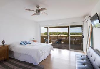 Loft de Mar has Balcony rooms