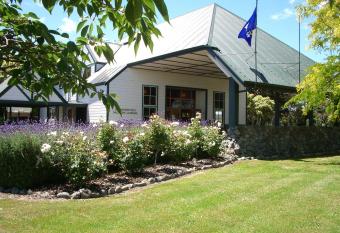 Masterton Motor Lodge has Balcony rooms