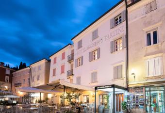 Art Hotel Tartini has Balcony rooms