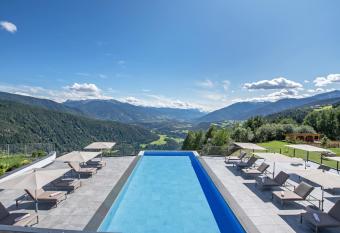 Panoramahotel Huberhof has Balcony rooms