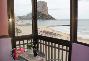Primera Linea de Playa con Garaje has Balcony rooms