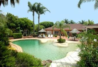 The Quarters, Ascend Hotel Collection allows 18 year olds to book a room